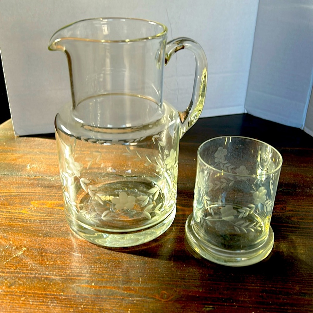 Etched Glass Pitcher with glass cup lid